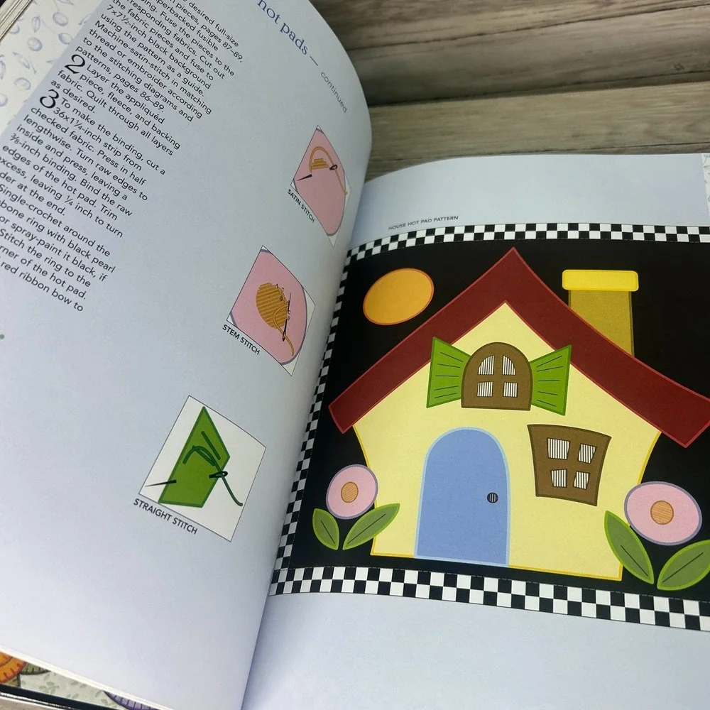 Mary Engelbreit Decorating Ideas Book Projects‎ to Make for Indoors and Out